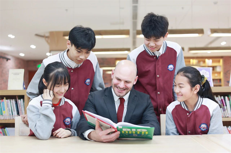 新華公學丨“雙減”政策下，家長該如何規劃孩子未來？