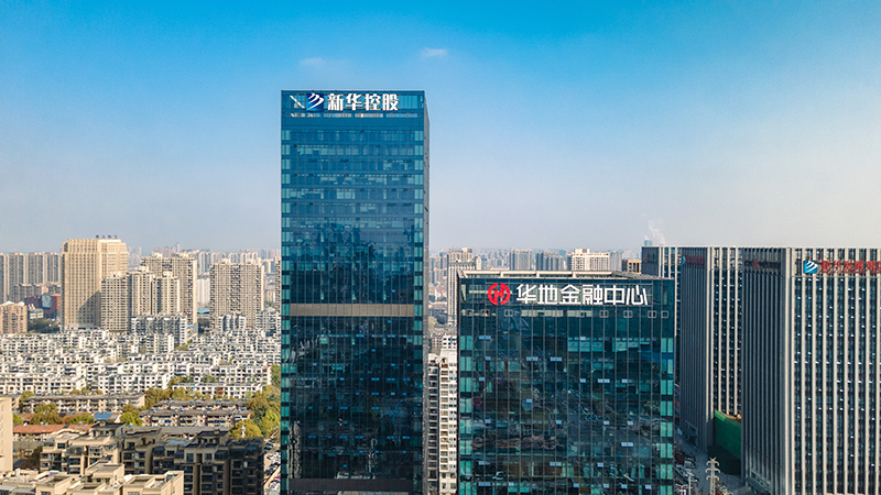 榮耀時(shí)刻·見證服務(wù)力丨華地好生活集團(tuán)榮膺“2022物業(yè)服務(wù)力百強(qiáng)企業(yè)”、“2022中國城市服務(wù)TOP10企業(yè)”多項(xiàng)榮譽(yù)